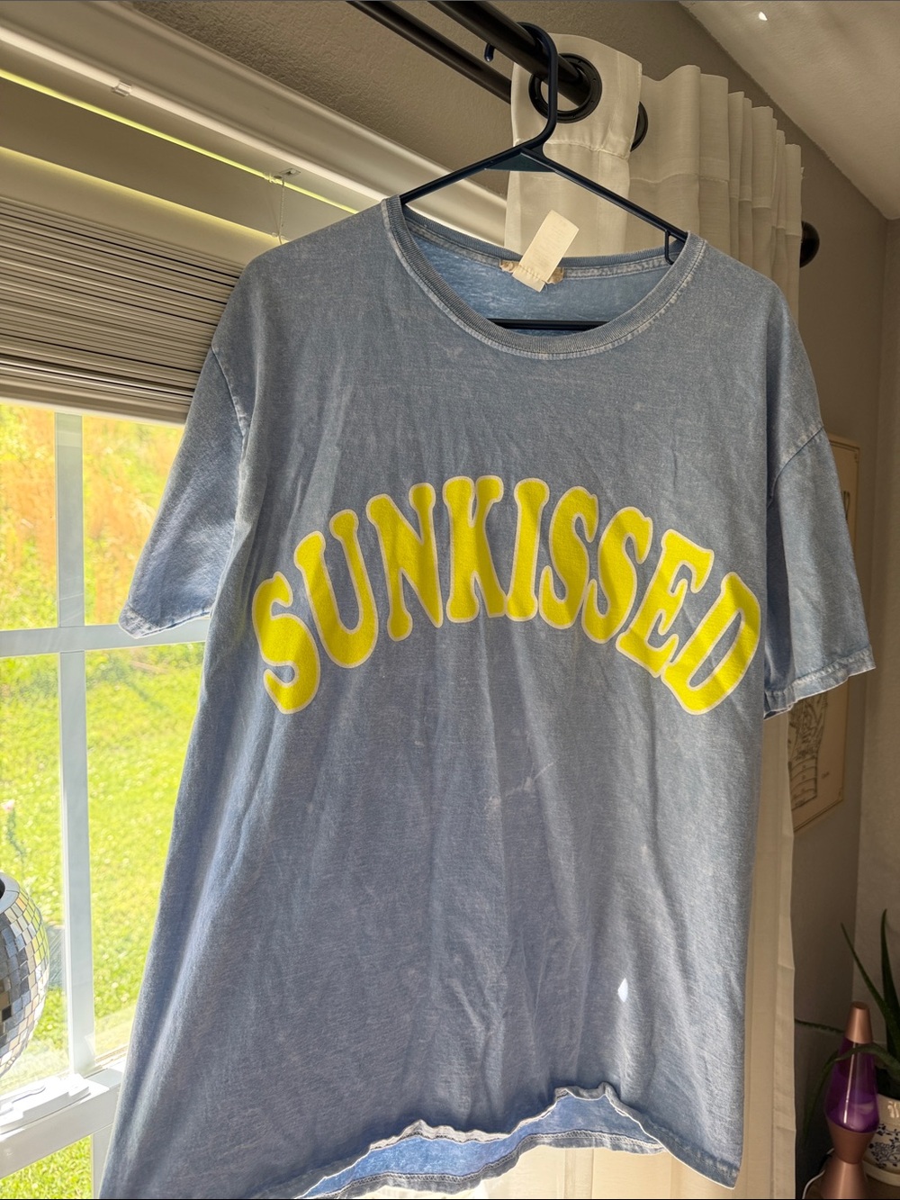 Altar’d State SUNKISSED Graphic Tee - S/M